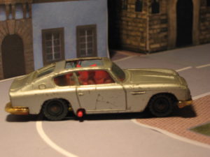 Husky Extra - James Bond 007 Aston Martin DB5