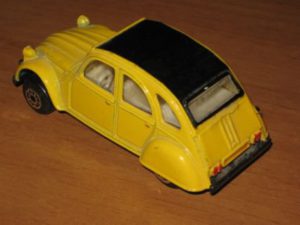 Maisto Citroën 2CV