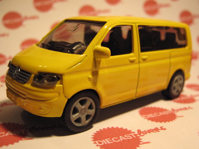 Siku  S/N 1070 Volkswagen Transporter Shuttle