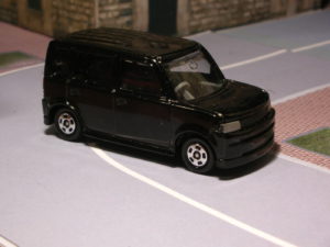 Tomica-Tomy Toyota bB