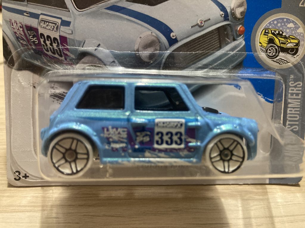 Hot Wheels HW Snow Stormers Morris Mini fabiodipa collection