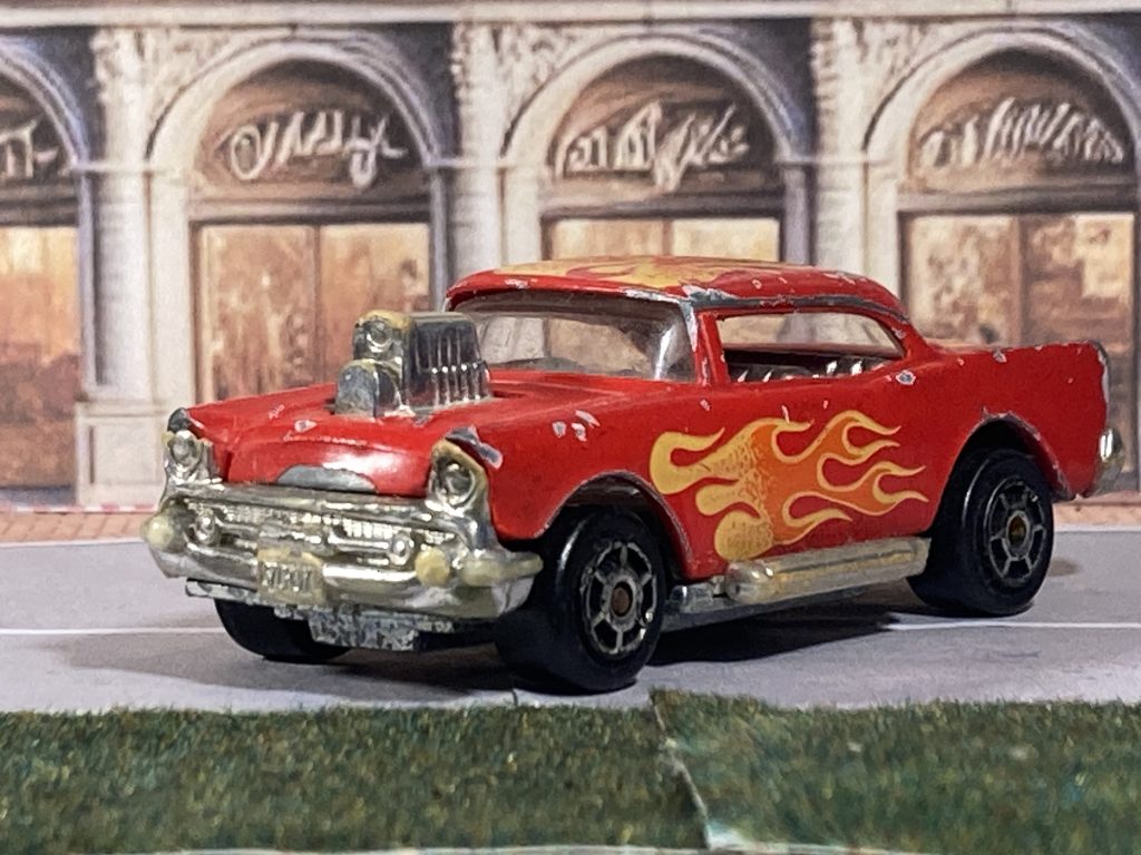 Majorette Série 200  S/N 223 Chevy 57