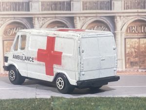 MC Toys-Maisto Mercedes-Benz 207D