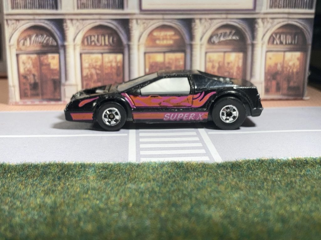 Hot Wheels Crack-Ups  Stocker Smasher