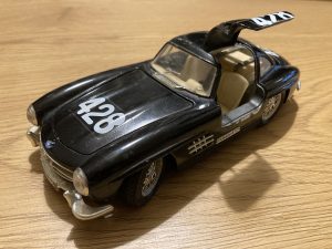 Bburago Mercedes-Benz 300 SL