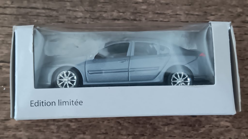 Norev 3 inchs Renault Laguna III Nicolas FORGET collection