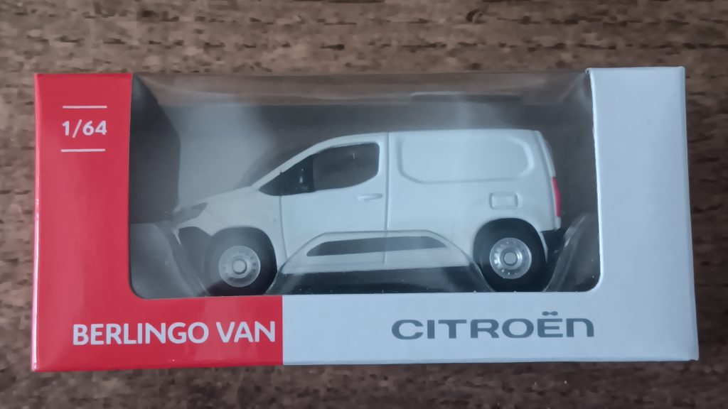 Norev 3 inchs  S/N AMC0191978 Lot : PO 2020/0132 Citroën Berlingo III