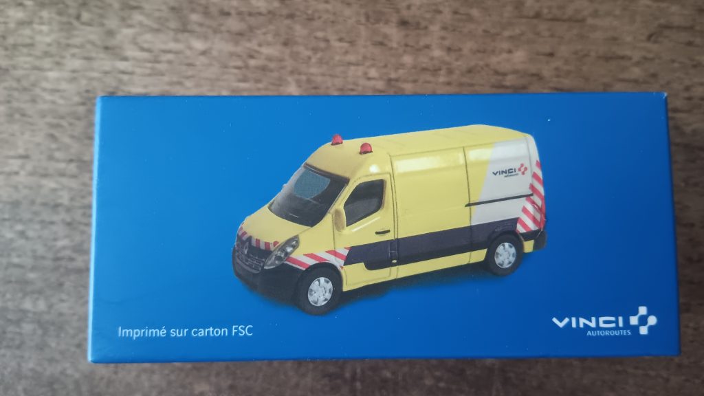 Norev 3 inchs Renault Master III Nicolas FORGET collection