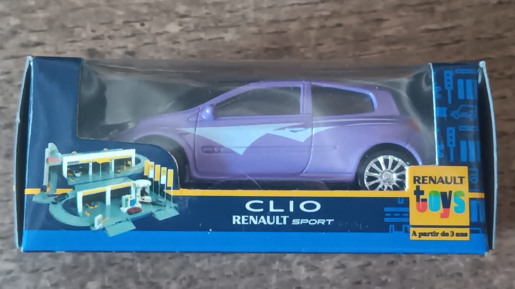 Norev 3 inchs  S/N 77 11 419 095 Renault Clio III
