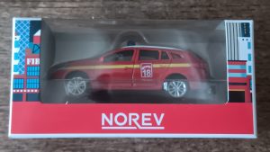Norev 3 inchs Renault Megane III Estate