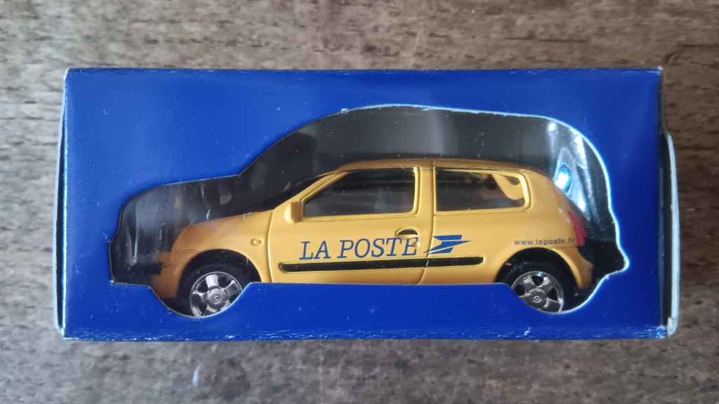Norev 3 inchs  S/N 315133 Renault Clio II