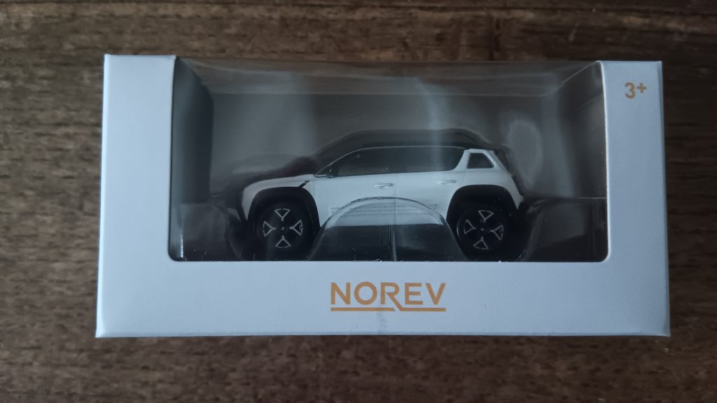 Norev 3 inchs Renault 4 E-Tech Nicolas FORGET collection