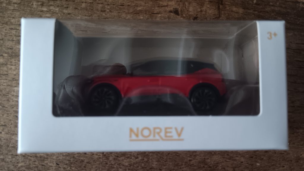 Norev 3 inchs Renault Scénic E-Tech Nicolas FORGET collection