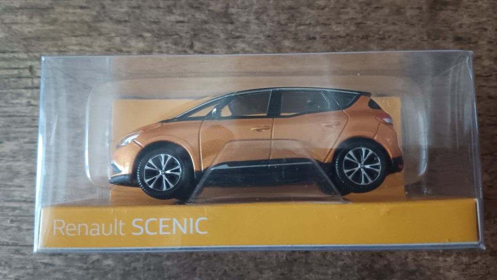 Norev 3 inchs  S/N 77 11 780 932 Renault Scénic IV
