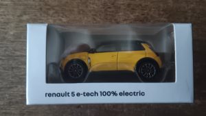 Norev 3 inchs Renault 5 E-Tech