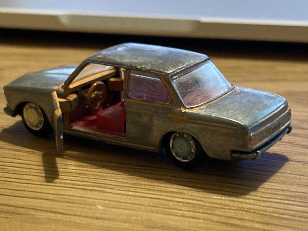 Schuco  S/N 808 BMW 2002