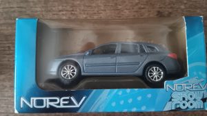 Norev 3 inchs Renault Laguna III Break