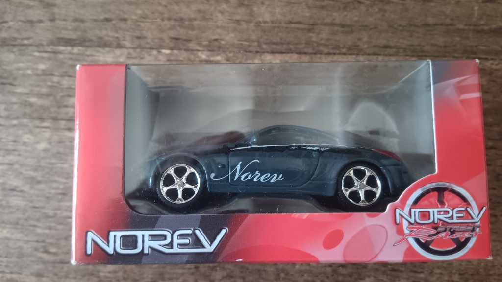 Norev 3 inchs Nissan 350Z Nicolas FORGET collection