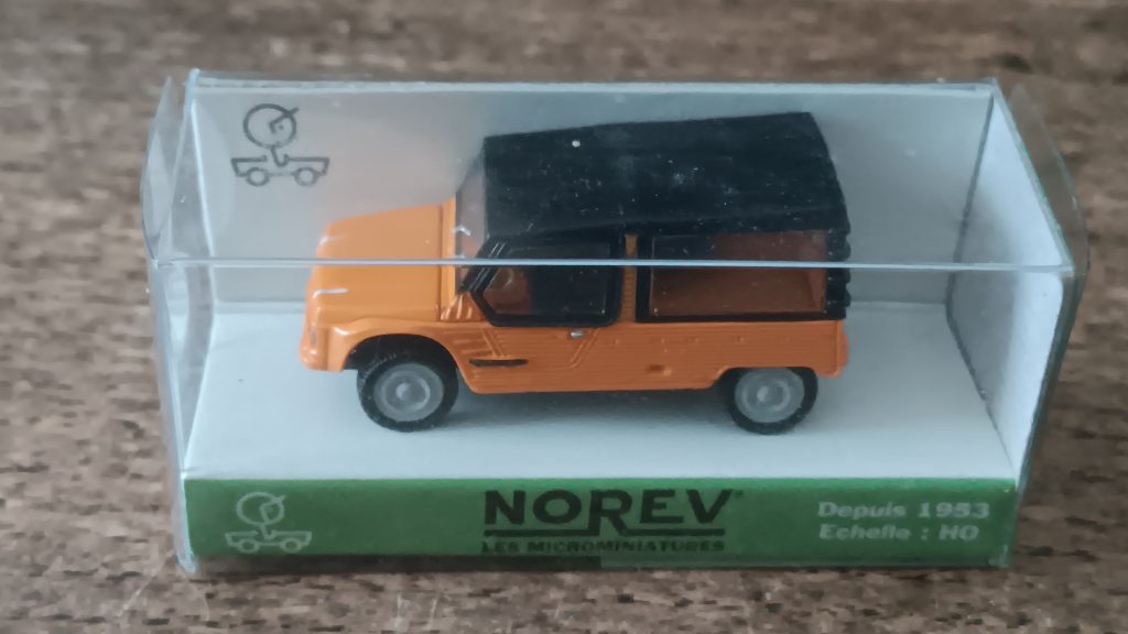 Norev 1/87ème  S/N 150914 Citroën Méhari