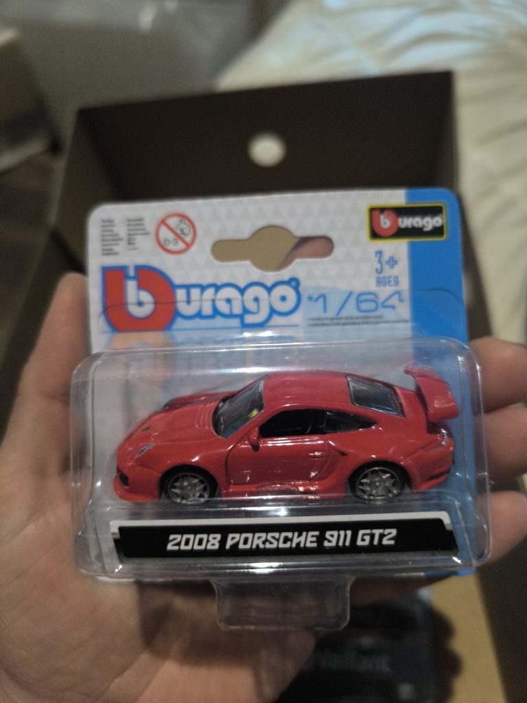 Bburago 1:64  Porsche 911 GT2