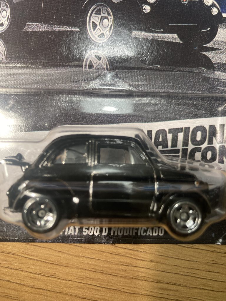 Hot Wheels National Icons  S/N 3/5 ‘60s Fiat 500 D Modificado