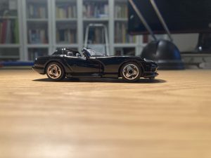 Bburago Dodge Viper RT10 (1997)