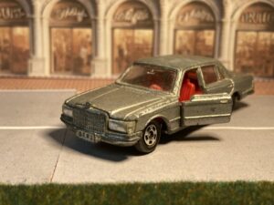Tomica-Tomy Mercedes-Benz 450 SEL